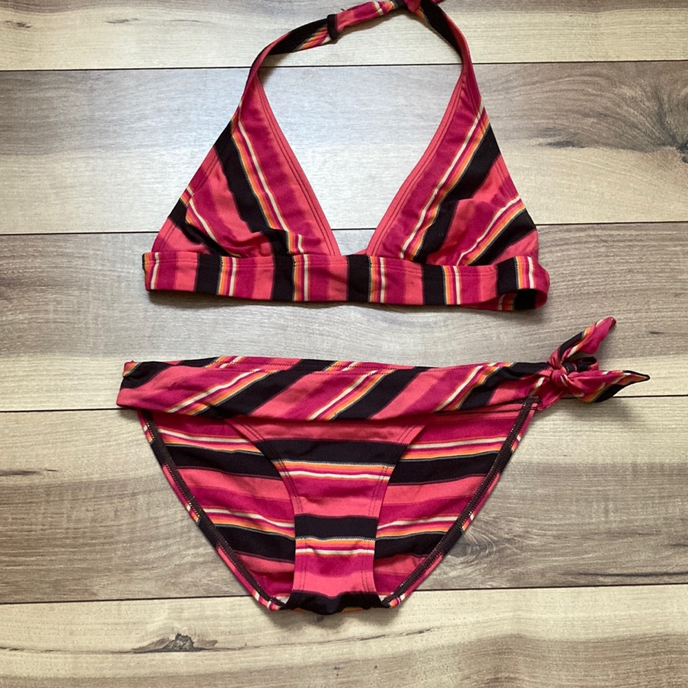 GapBody halter top bikini. Size M top and size S bottom